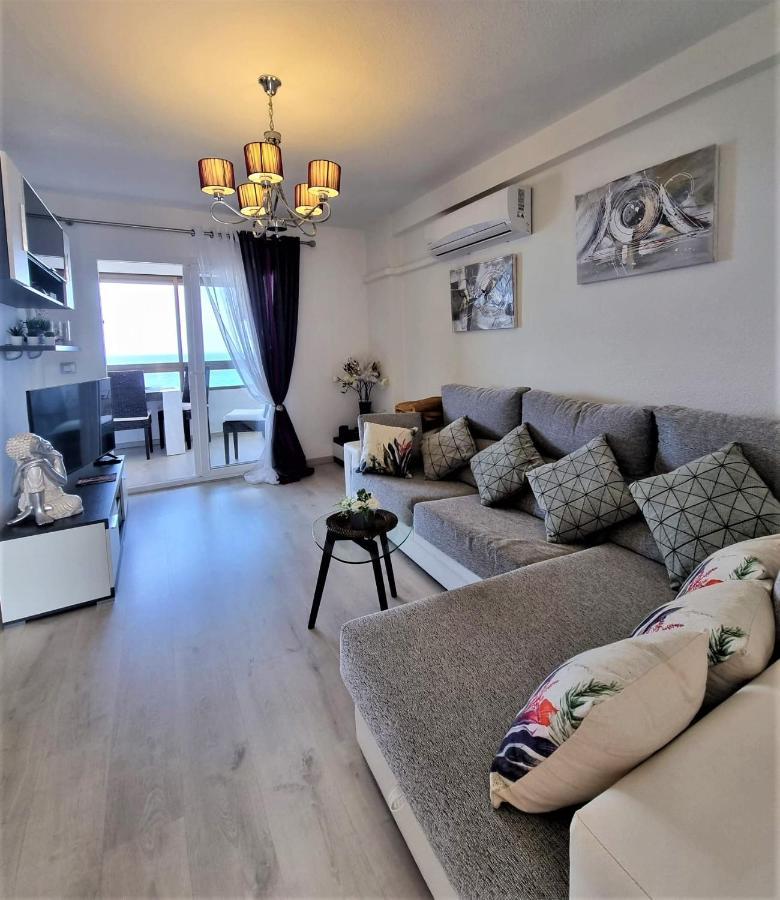 2-Schlafzimmer-Penthouse-Apartment mit frontalem Meerblick Torrevieja Exterior foto