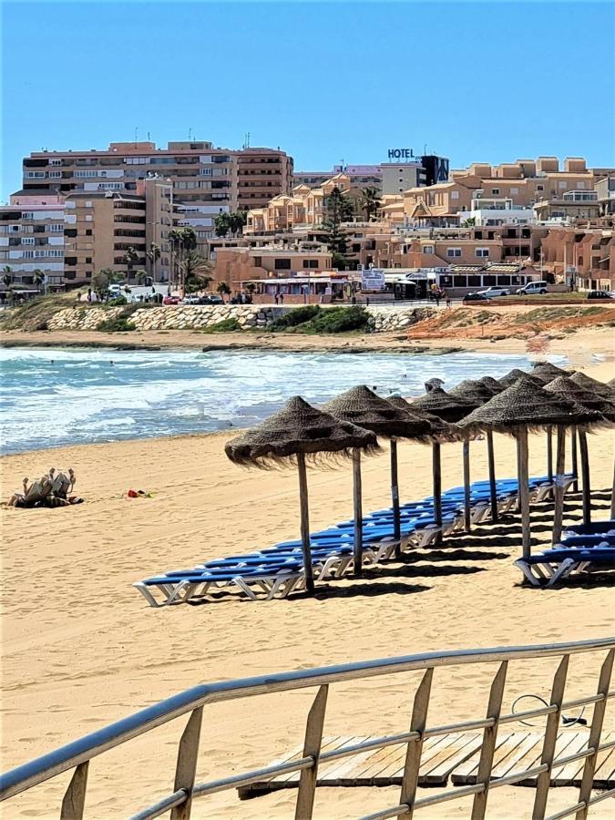 2-Schlafzimmer-Penthouse-Apartment mit frontalem Meerblick Torrevieja Exterior foto