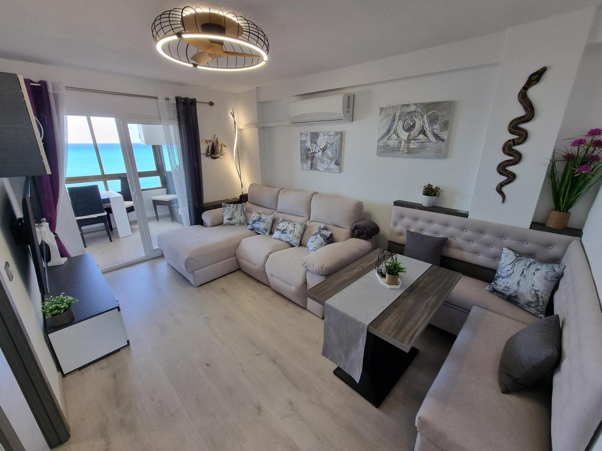 2-Schlafzimmer-Penthouse-Apartment mit frontalem Meerblick Torrevieja Exterior foto